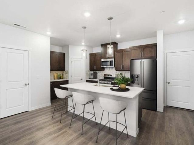 Townhouse for sale in Oregonia