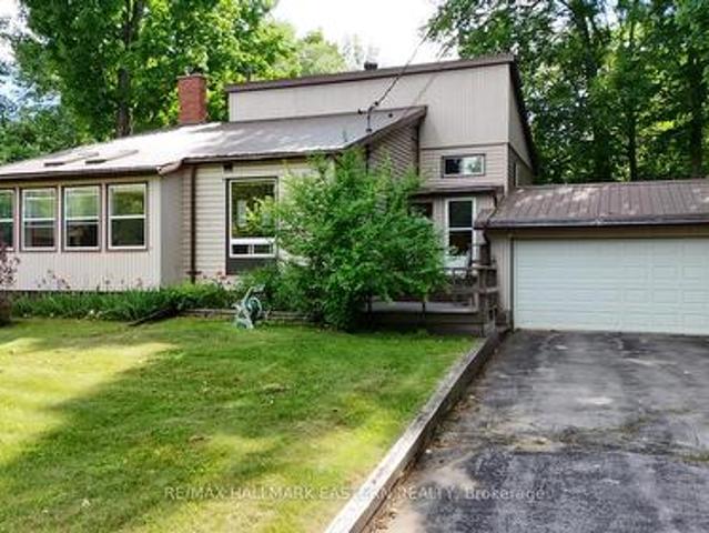 House for sale in Methuen, Ontario