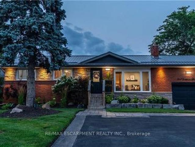 House for sale in Caledonia, Ontario
