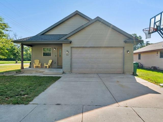 House for sale in Seneca, Illinois
