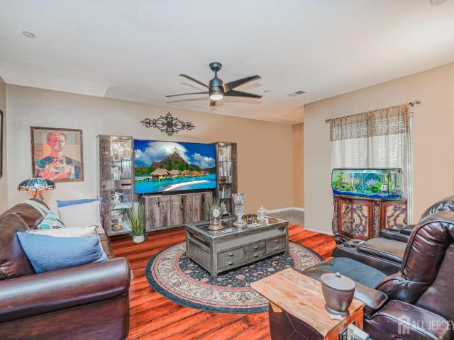 Townhouse for sale in Perth Amboy Townhouse for sale in Perth Amboy