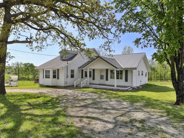 House for sale in Humansville, Missouri