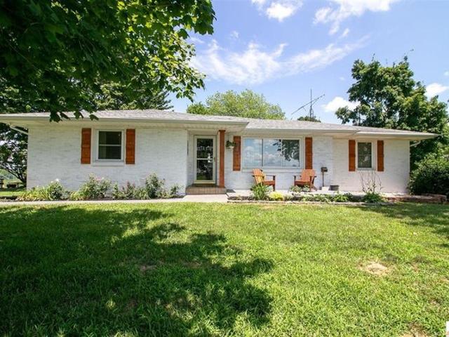 House for sale in Oakland, Kentucky