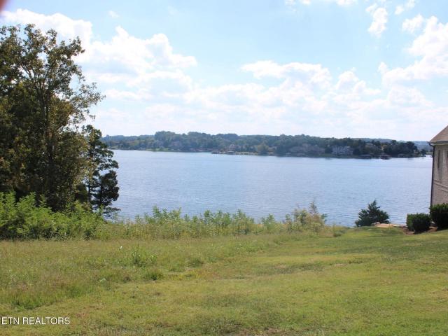 House for sale in WindRiver, Lenoir City