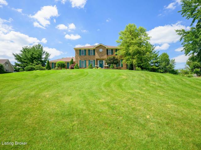 House for sale in Cecilia, Kentucky