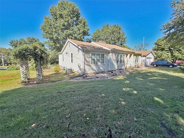 House for sale in Independence, Jackson County