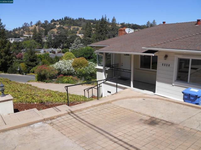 Townhouse for sale in Lafayette, California