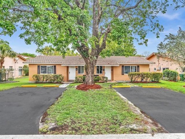 House for sale in Coral Springs, Florida