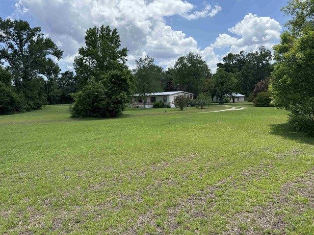 House for sale in Crawfordville, Florida