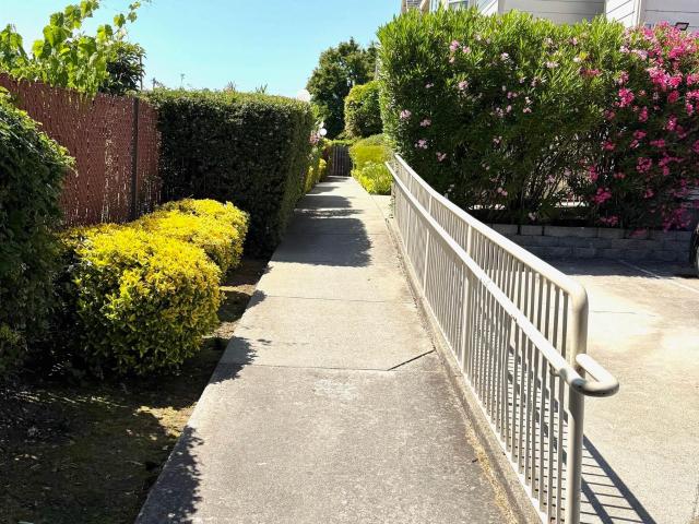 Condo for sale in Oakland