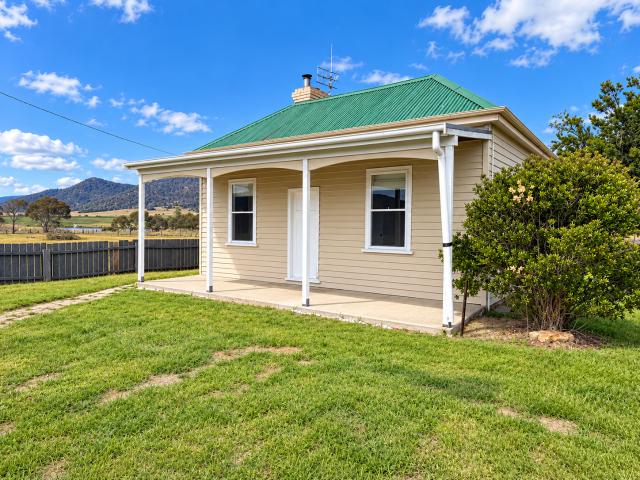 Apartment for rent in Fingal, Break O'Day