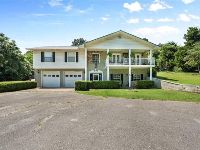 House for sale in Harrison, Boone County