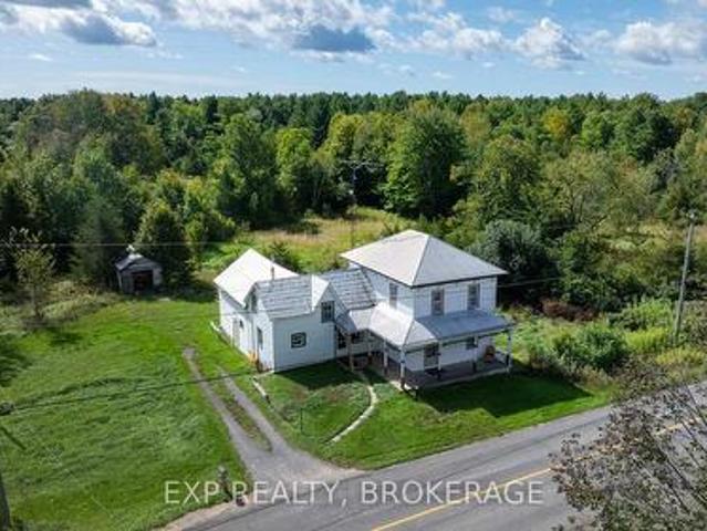 House for sale in South Frontenac, Ontario