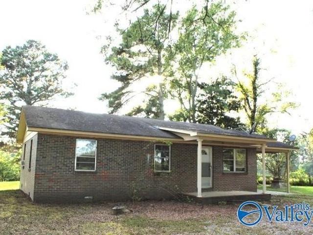 House for sale in Holly Pond, Cullman County