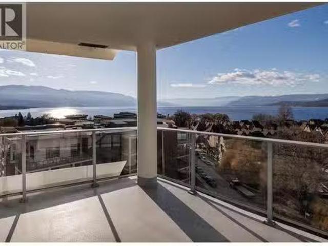 Condo for sale in Winfield, British Columbia