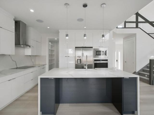 House for sale in Starling, Edmonton