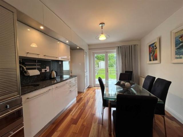 Terraced House for sale
