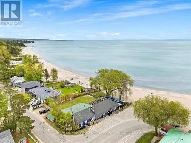 House for sale in Tiny, Ontario