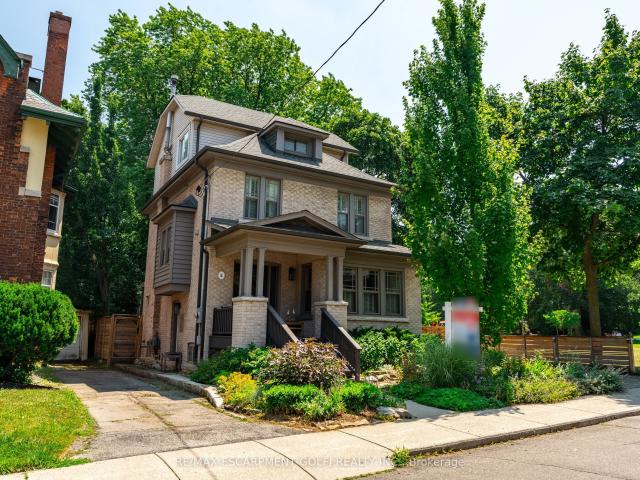 House for sale in Ancaster, Ontario