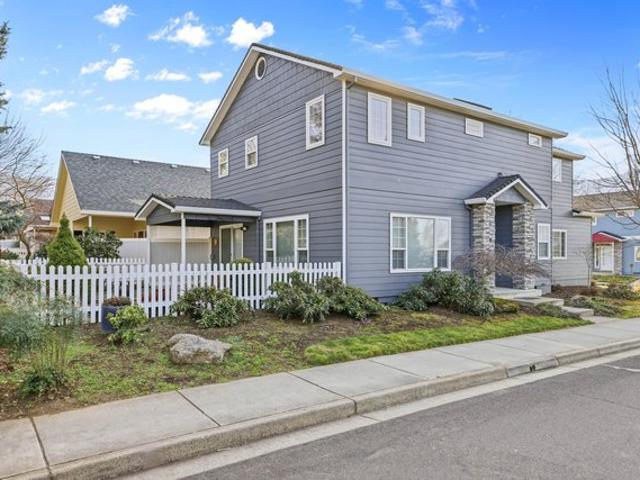 House for sale in Oregonia