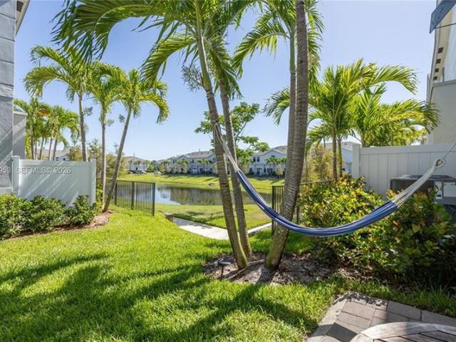 Townhouse for sale in Pompano Beach, Florida
