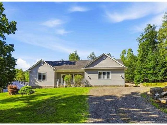 House for sale in Keswick Ridge, New Brunswick