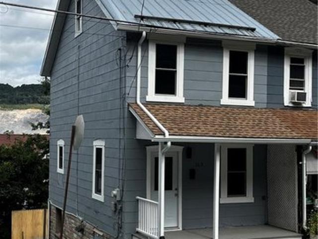 Townhouse for sale in Carbon, Pennsylvania