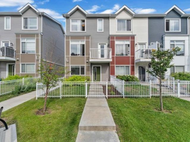 Townhouse for sale in Wedgewood, Alberta