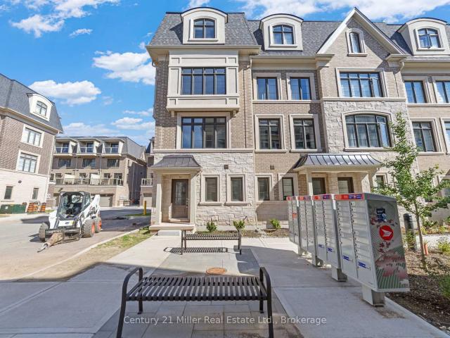 Townhouse for sale in Woburn, Ontario
