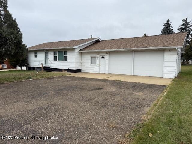 House for sale in Dickinson, North Dakota
