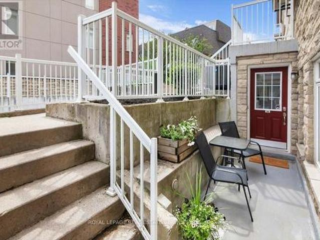 Townhouse for sale in Woburn, Ontario