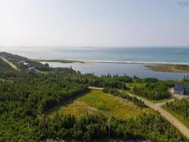House for sale in Lake Charlotte, Nova Scotia