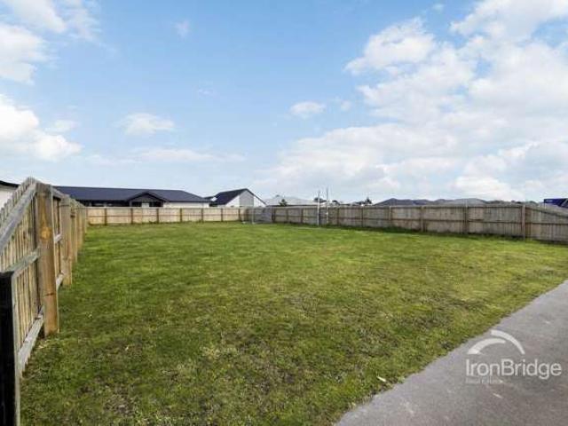Land for sale in Chaslands, Canterbury