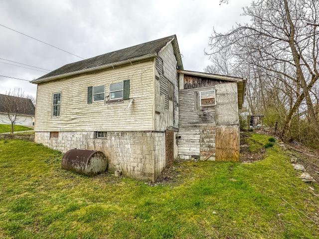 House for sale in Livingston, Kentucky