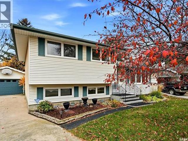 House for sale in Normanview, Regina