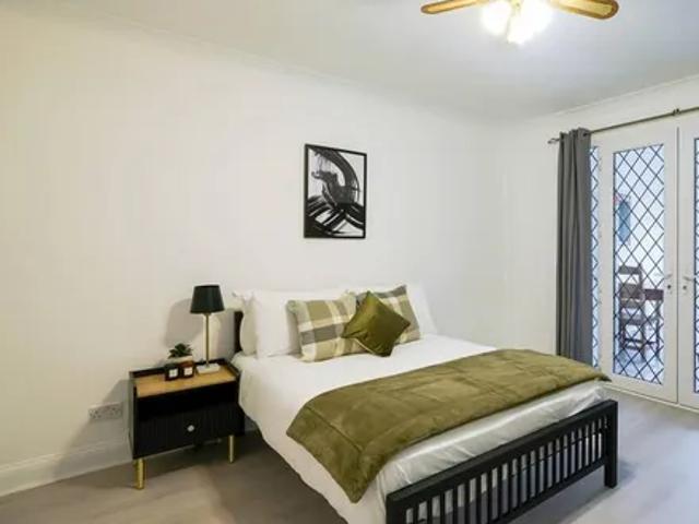 House for rent in London Borough of Ealing, Perivale
