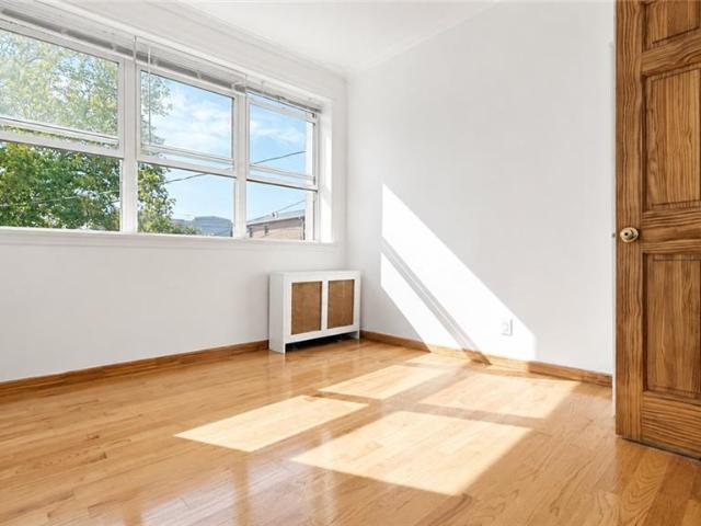 Commercial for sale in Arverne, New York