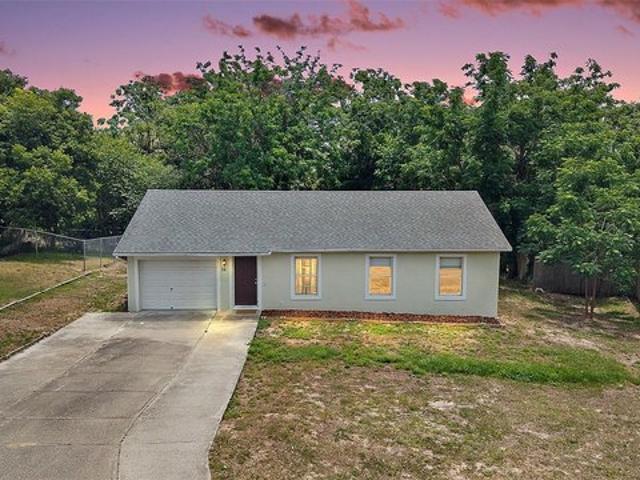 House for sale in Mascotte, Florida