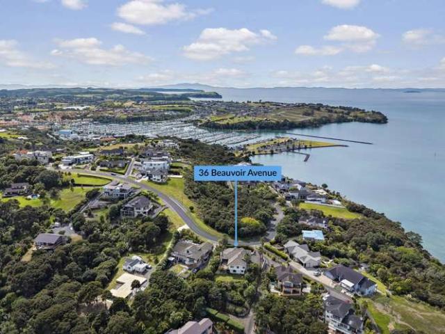 House for sale in Whangaparaoa