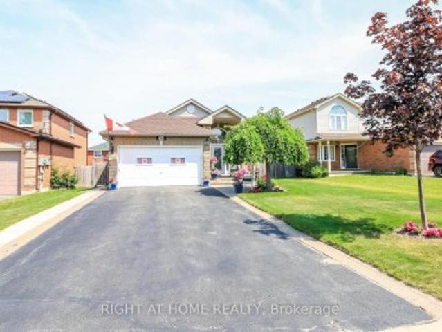 House for sale in Barrie, Central Ontario