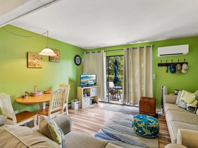 Condo for sale in Mchenry, Illinois