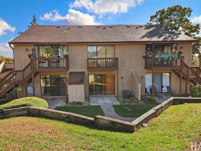 Condo for sale in Fox Lake, Illinois