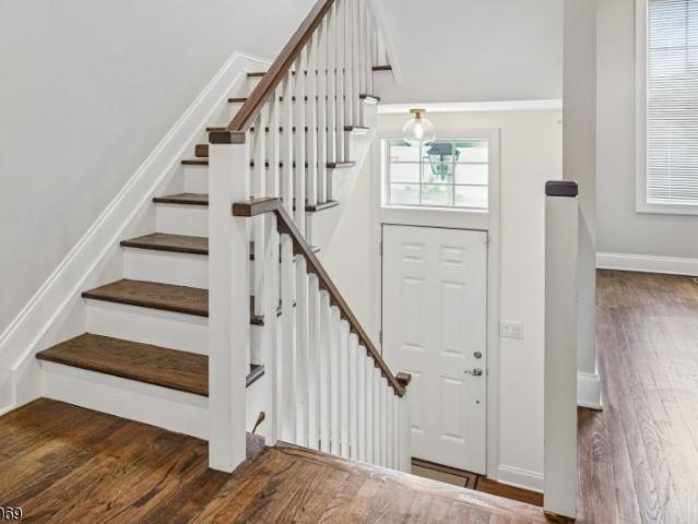 Townhouse for rent in Essex Fells, New Jersey