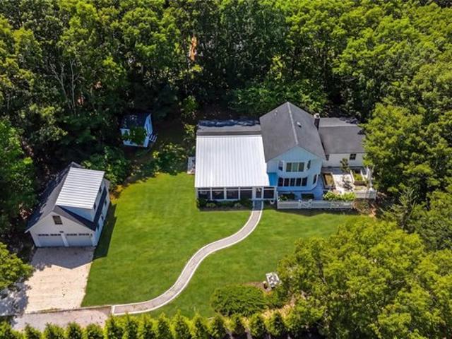 House for sale in Wainscott, New York