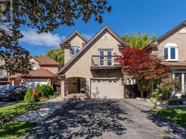 House for sale in Brampton, Golden Horseshoe