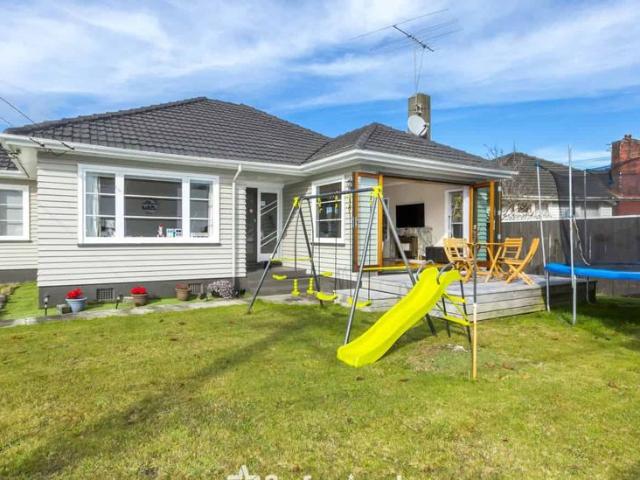 House for rent in Pauatahanui, Wellington