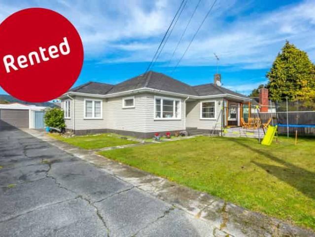 House for rent in Pauatahanui, Wellington