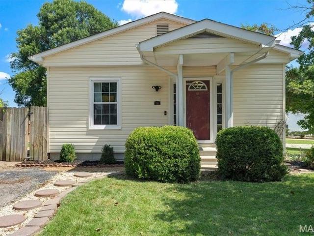 House for sale in Pacific, Missouri