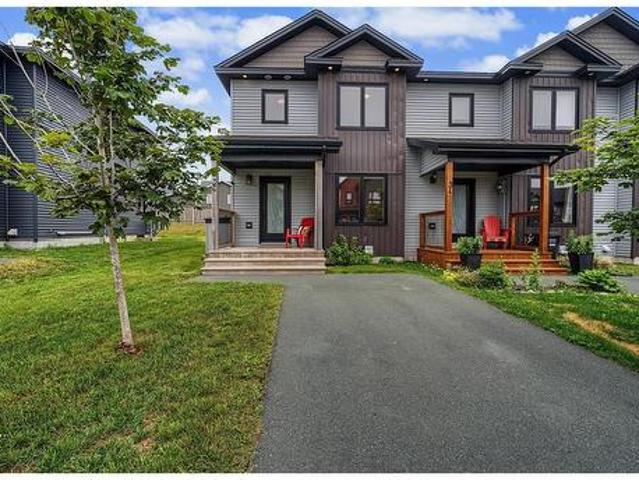House for sale in Foxtrap, Newfoundland And Labrador
