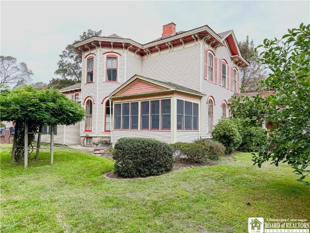 House for sale in Fredonia, New York